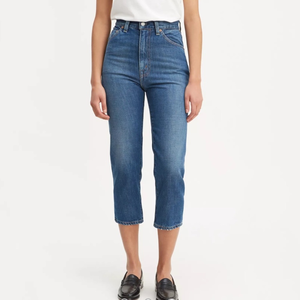 NWOT Levi’s Vintage 701 Crop Taper Jeans